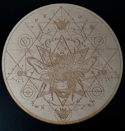 Medium round engraved wood bee - wood,