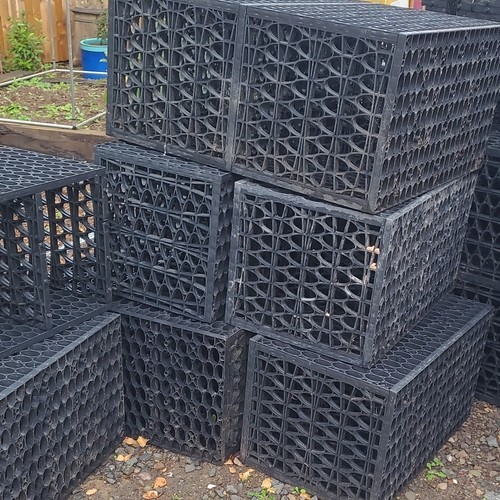 Soakaway crates in - crates, 25